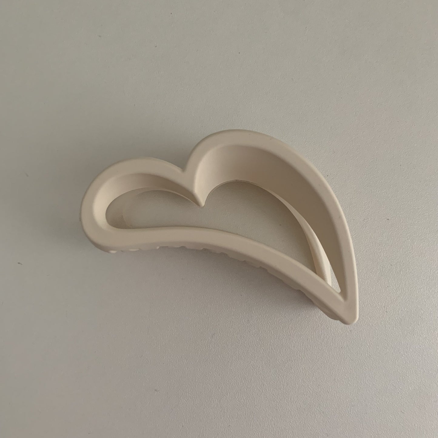 Plastic Love Frosted Texture Acrylic Hair Jaw Clip